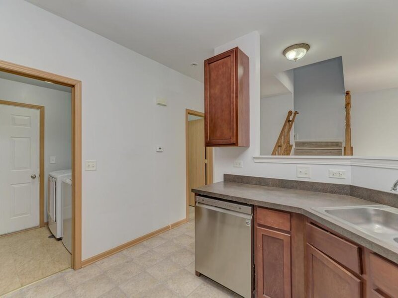 321 Grape Vine Trail Oswego IL 60543