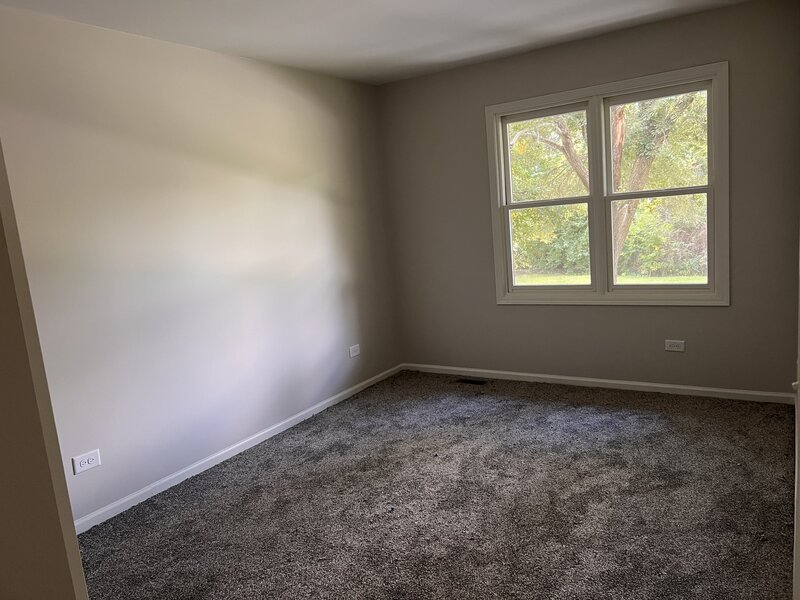 5312 W Lake Shore Drive Oakwood Hills IL 60013