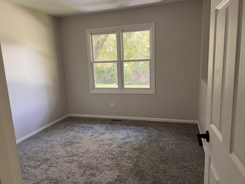 5312 W Lake Shore Drive Oakwood Hills IL 60013