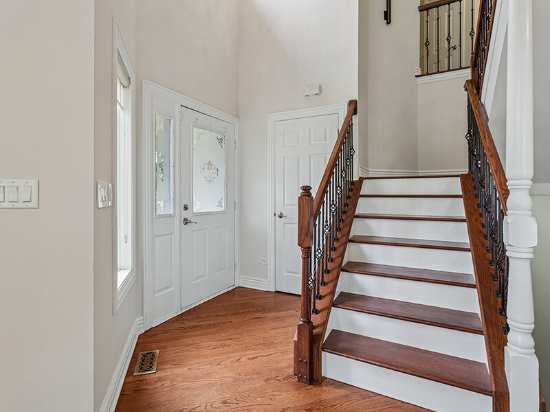 30 Lahinch Drive Lemont IL 60439
