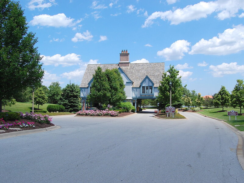 30 Lahinch Drive Lemont IL 60439