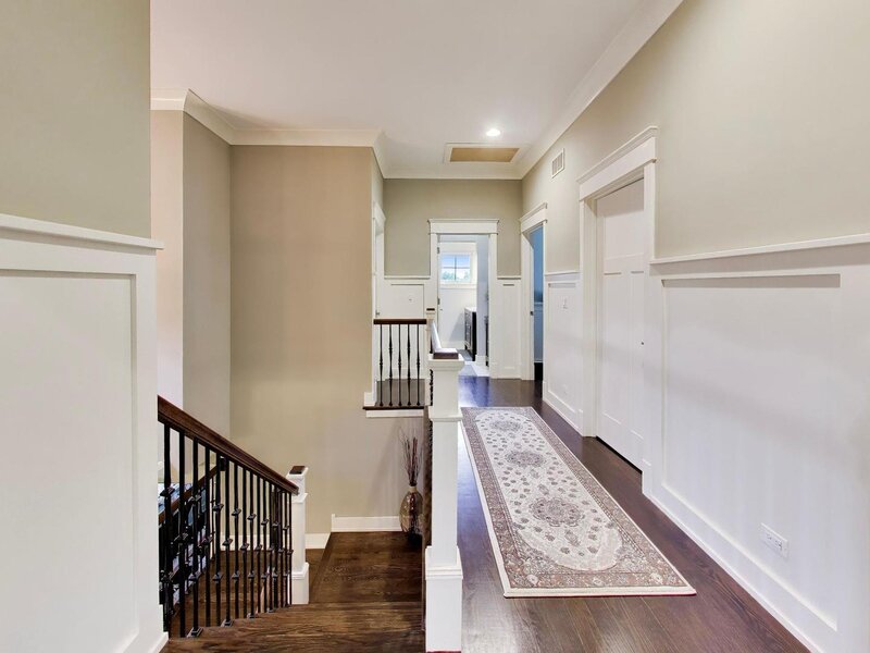 5608 N Fairview Avenue Chicago IL 60631