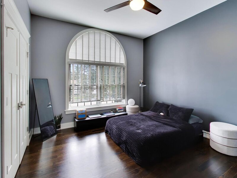 5608 N Fairview Avenue Chicago IL 60631