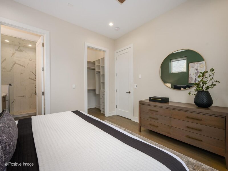 1504 W Walton Street Chicago IL 60642