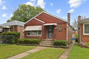 Photo of 12837 S Union Avenue Chicago IL 60628