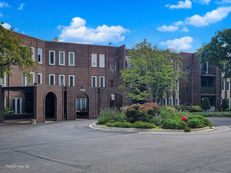 1430 Sandstone Drive Wheeling IL 60090
