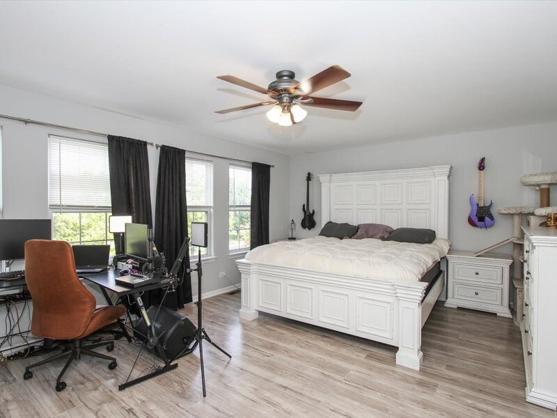 28903 Bayberry Court Lakemoor IL 60051