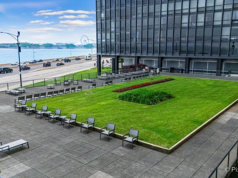 910 N Lake Shore Drive Chicago IL 60611