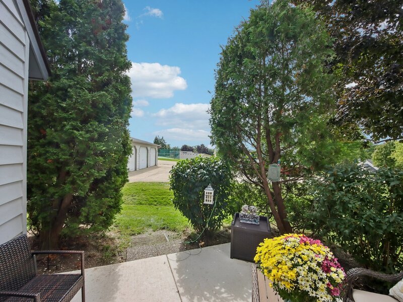 736 Glen Way Gurnee IL 60031