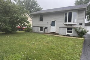 Photo of 236 E Rose Street Glenwood IL 60425