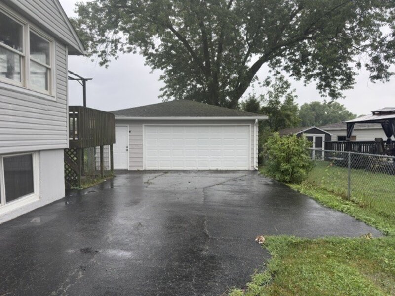 236 E Rose Street Glenwood IL 60425