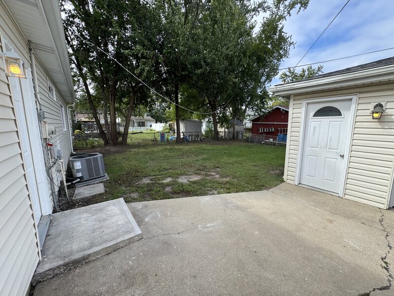 422 Haller Avenue Romeoville IL 60446