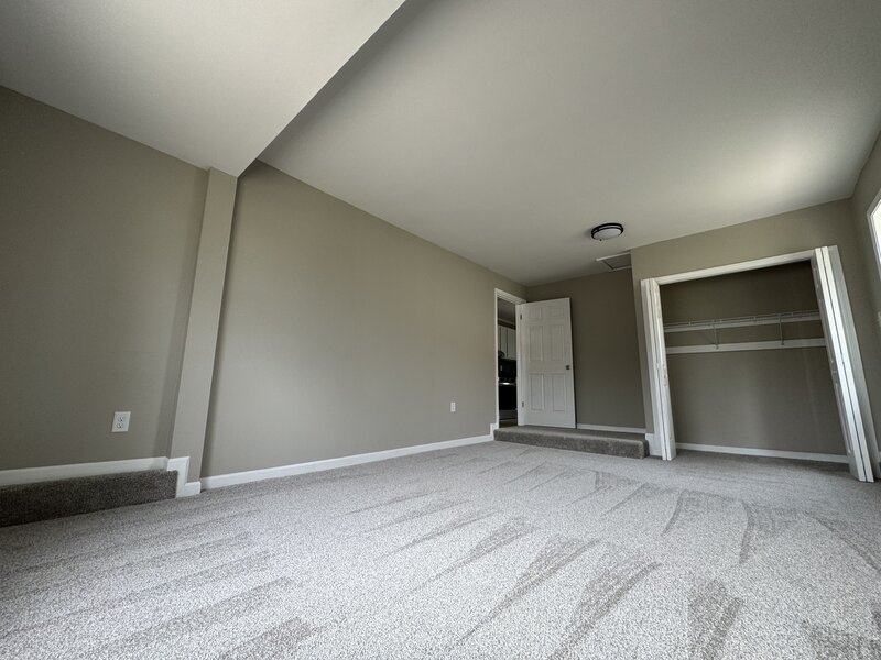 422 Haller Avenue Romeoville IL 60446