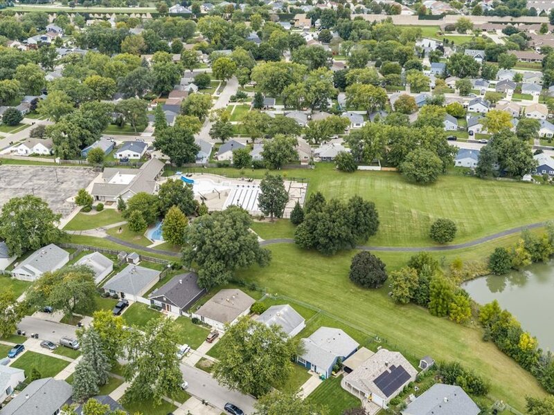 120 Braeburn Road Montgomery IL 60538