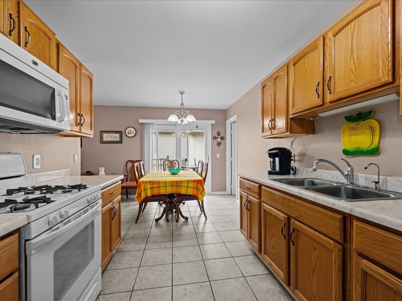 120 Braeburn Road Montgomery IL 60538