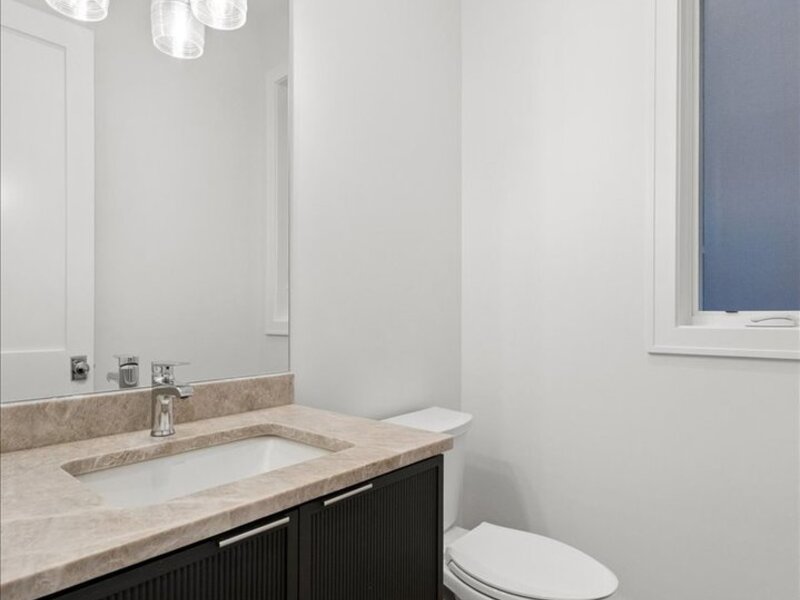 3820 N Damen Avenue Chicago IL 60618