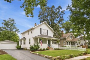Photo of 1060 Griffith Road Lake Forest IL 60045