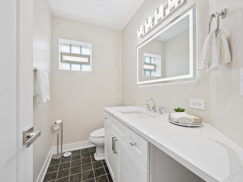 9807 W 57th Street Countryside IL 60525