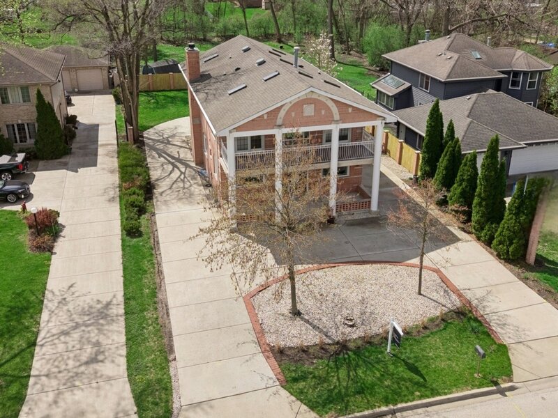 9807 W 57th Street Countryside IL 60525