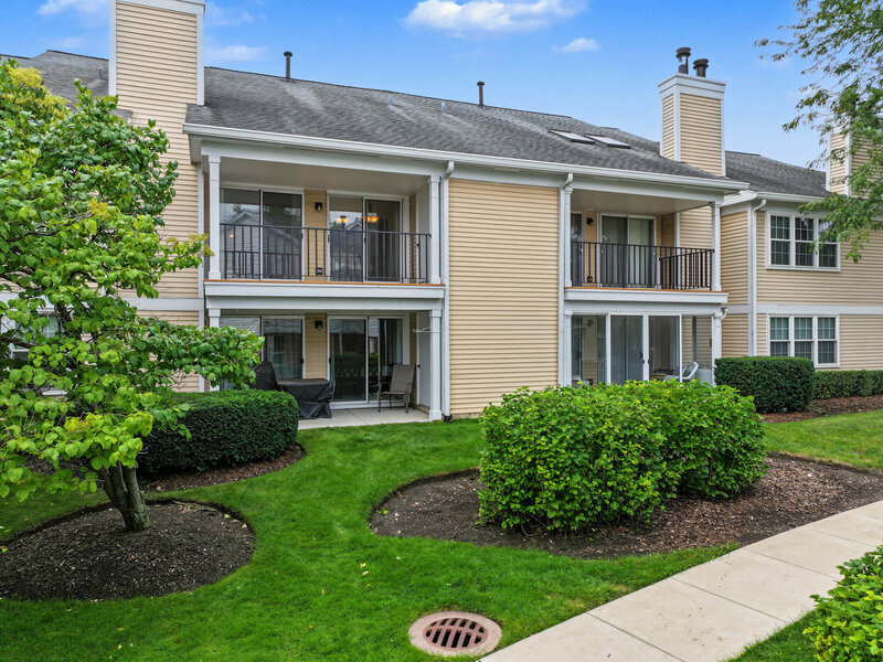 1005 Butternut Lane Mount Prospect IL 60056