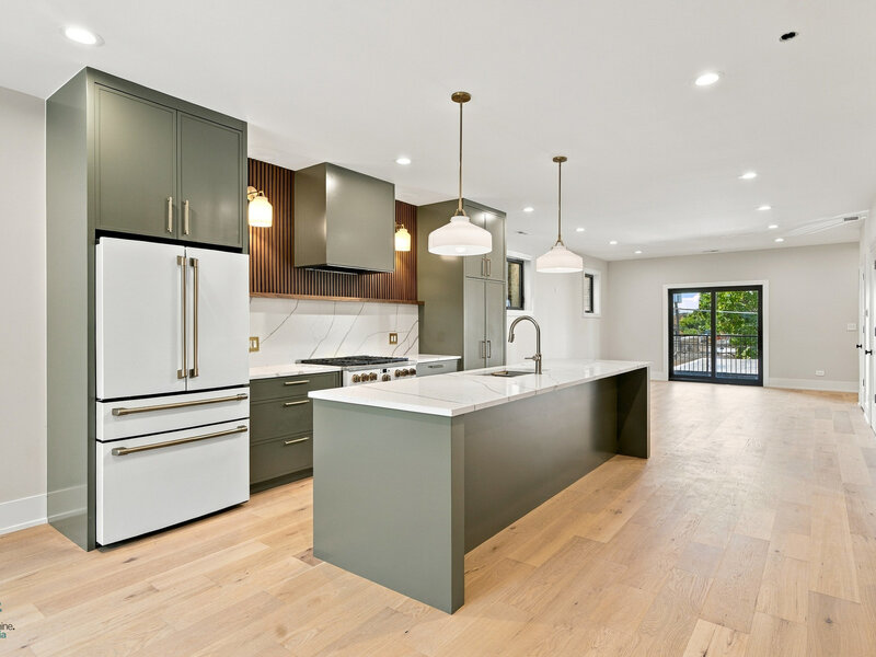 3116 N Western Avenue Chicago IL 60618
