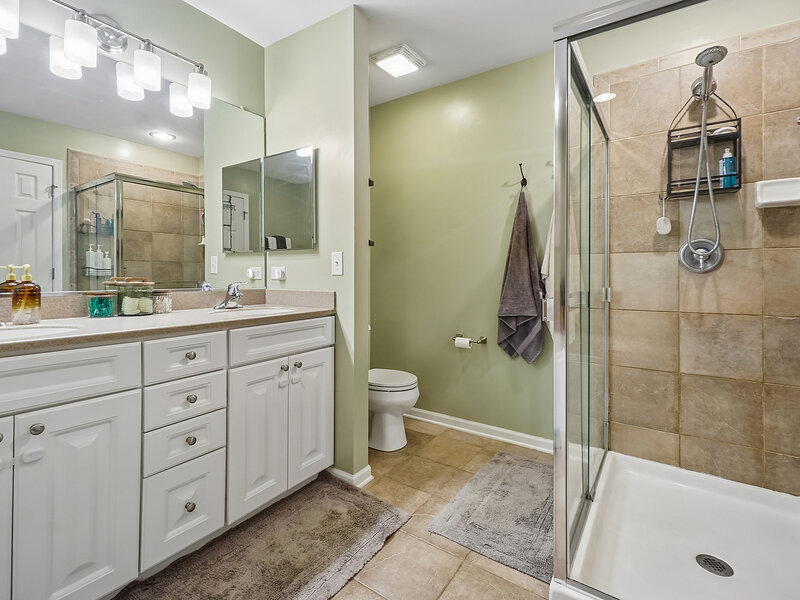 1628 Edinburgh Drive Bartlett IL 60103