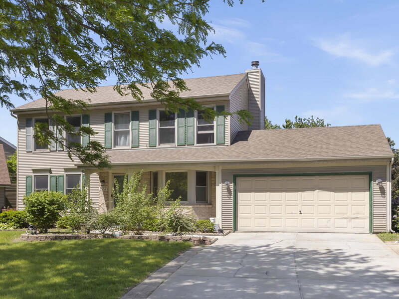 972 Westgate Drive Aurora IL 60506