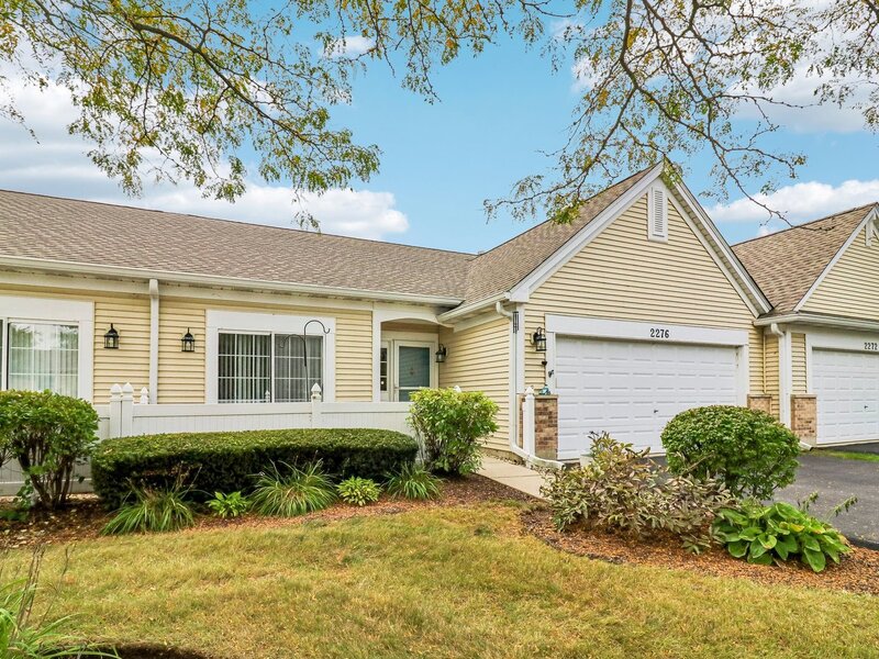 2276 Ashbrook Lane Grayslake IL 60030