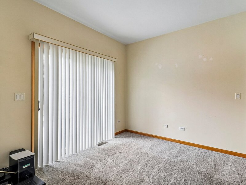 2276 Ashbrook Lane Grayslake IL 60030