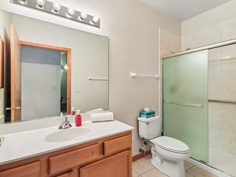 2276 Ashbrook Lane Grayslake IL 60030