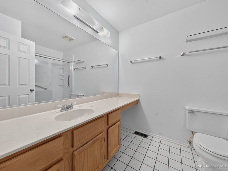 518 Palm Court Crystal Lake IL 60014
