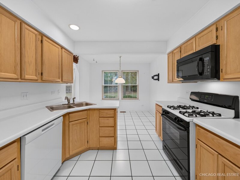 518 Palm Court Crystal Lake IL 60014