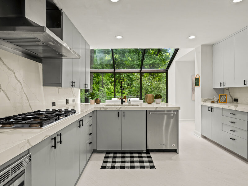 327 Marshman Avenue Highland Park IL 60035