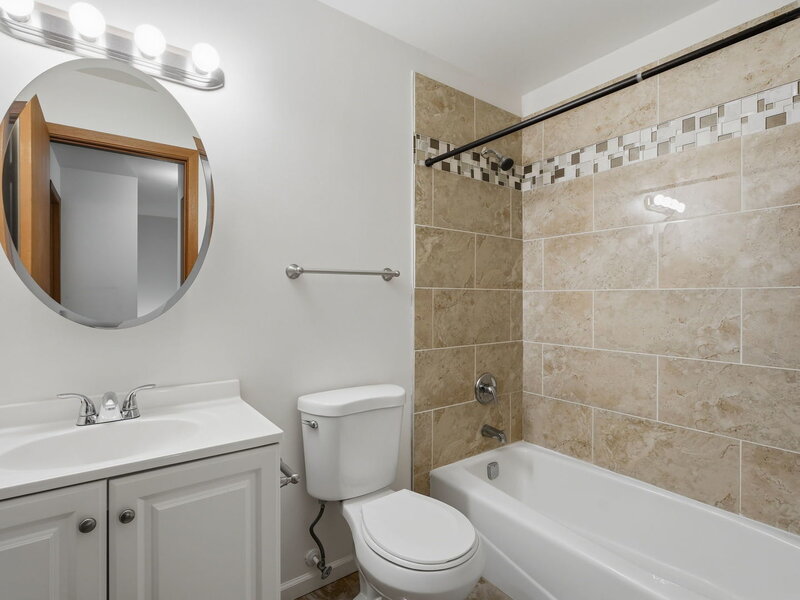 187 Uteg Street Crystal Lake IL 60014