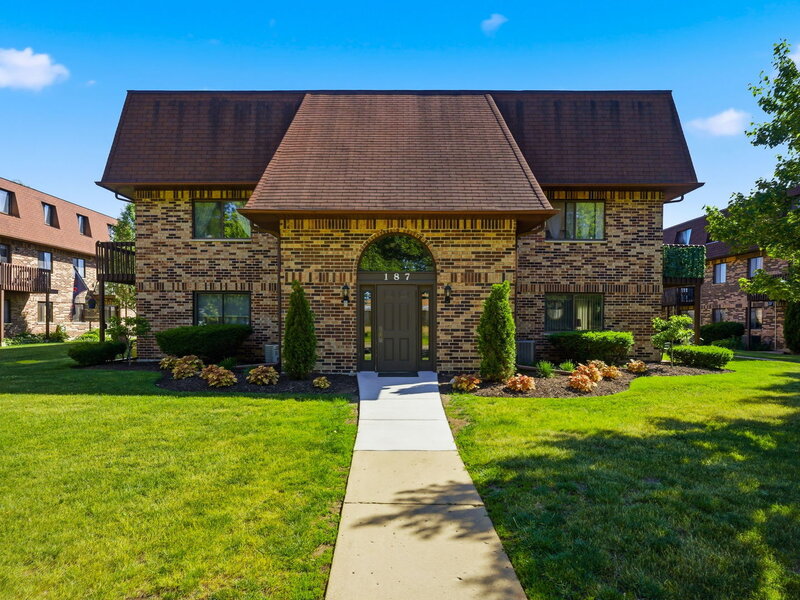187 Uteg Street Crystal Lake IL 60014