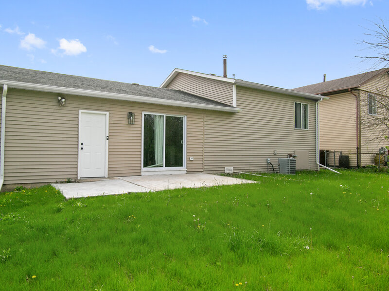 18200 Fountainbleau Drive Hazel Crest IL 60429