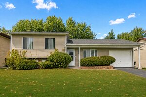 Photo of 18200 Fountainbleau Drive Hazel Crest IL 60429