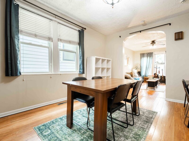 2733 N Artesian Avenue Chicago IL 60647