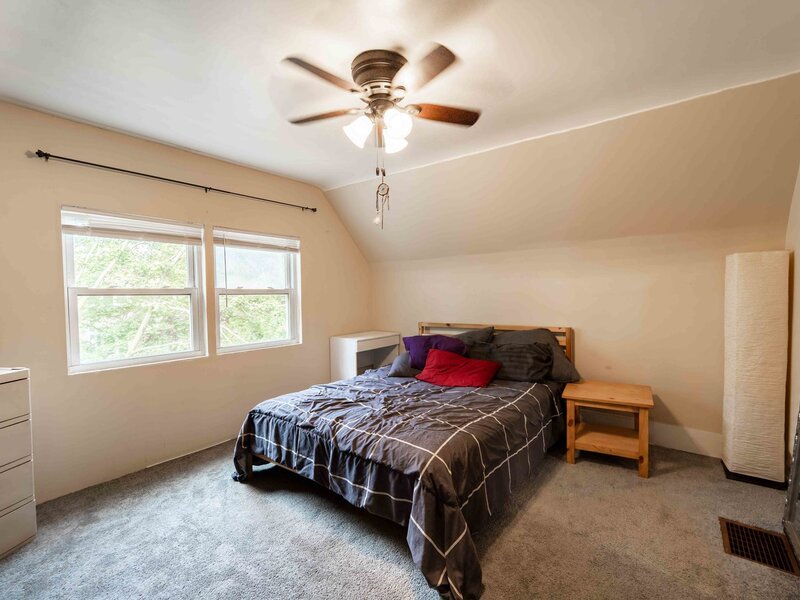 2733 N Artesian Avenue Chicago IL 60647