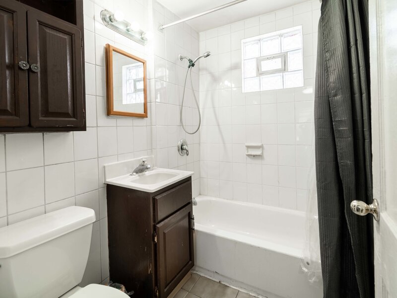 2733 N Artesian Avenue Chicago IL 60647