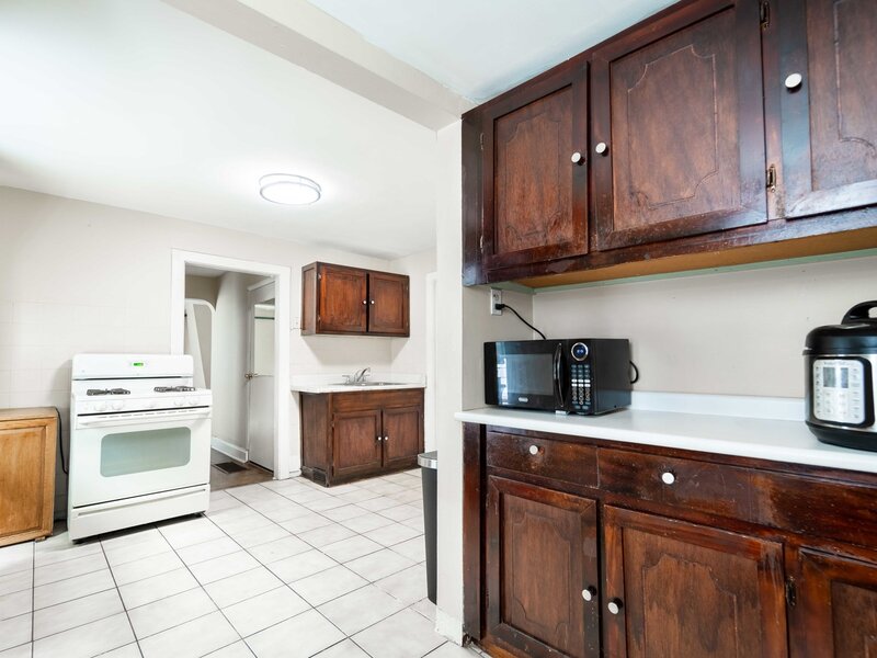 2733 N Artesian Avenue Chicago IL 60647