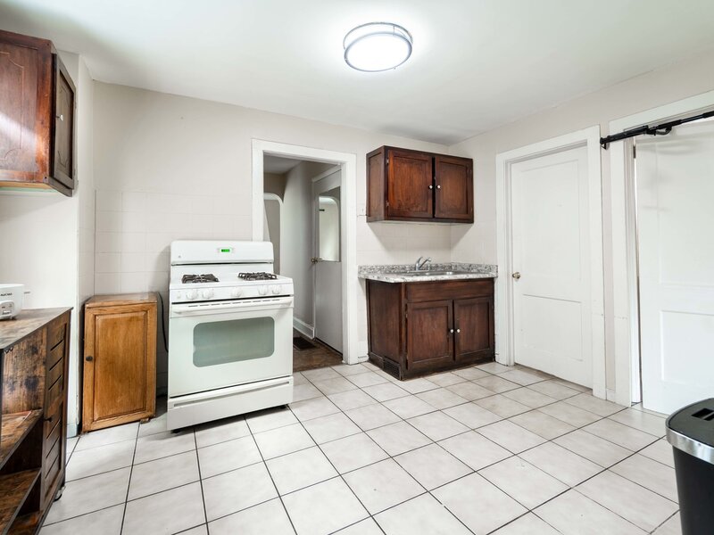 2733 N Artesian Avenue Chicago IL 60647