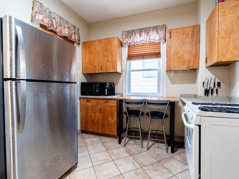 2733 N Artesian Avenue Chicago IL 60647
