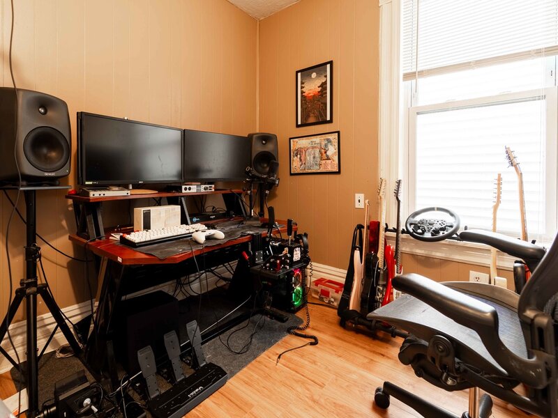 2733 N Artesian Avenue Chicago IL 60647