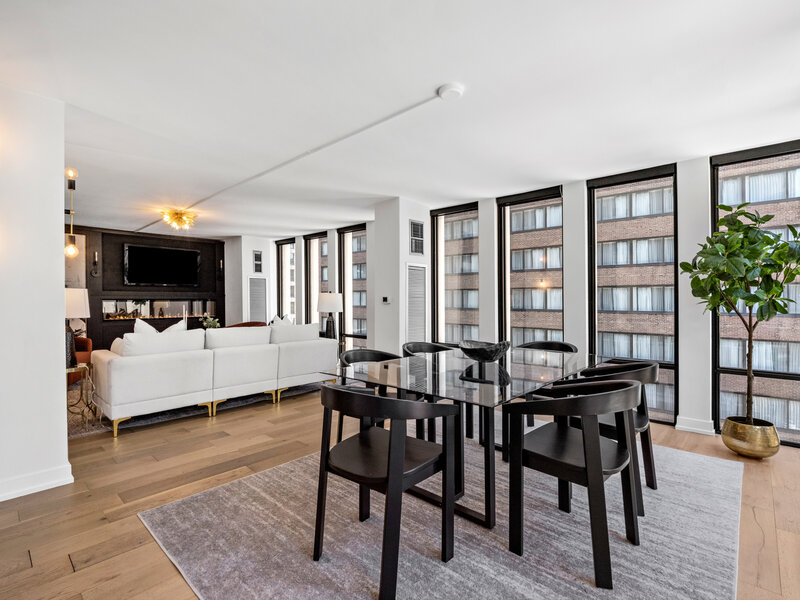 200 E Delaware Place Chicago IL 60611