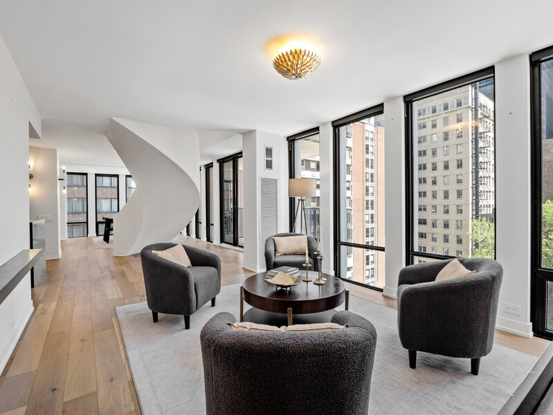200 E Delaware Place Chicago IL 60611