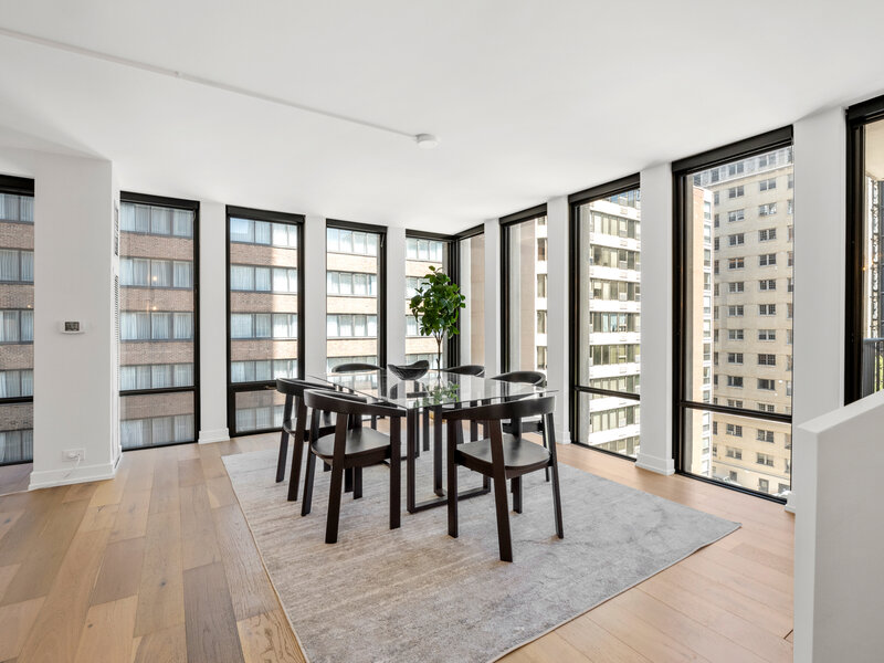 200 E Delaware Place Chicago IL 60611