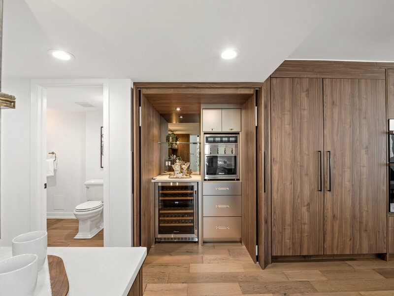 200 E Delaware Place Chicago IL 60611