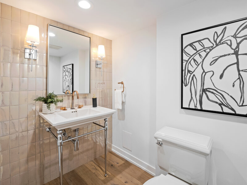 200 E Delaware Place Chicago IL 60611