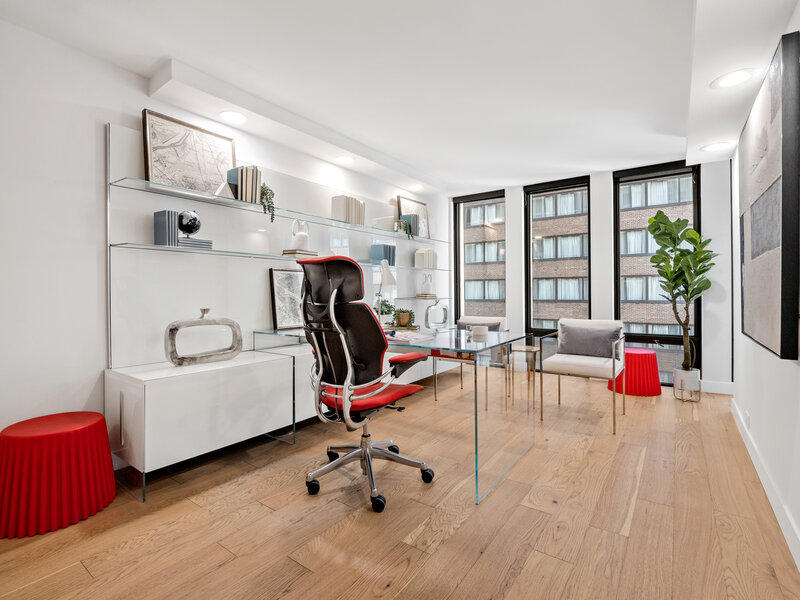 200 E Delaware Place Chicago IL 60611